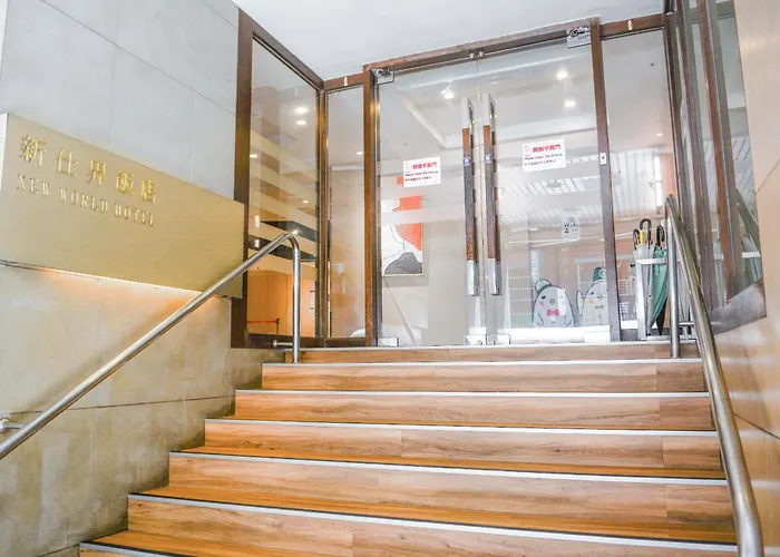 Resort: New World Hotel