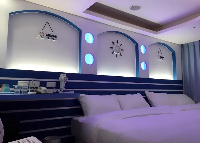 Cheap hotel: Honey Prince